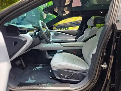 Lynk & Co Z10