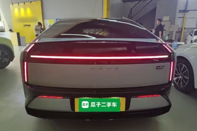 Xpeng P7
