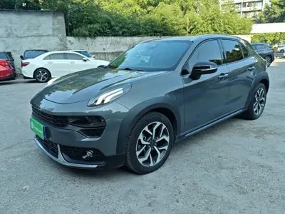 Lynk & Co 02
