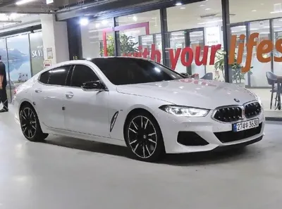 BMW 8-Series