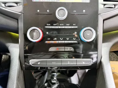 Renault-KoreaSamsung SM6