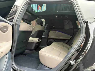 Lynk & Co Z10