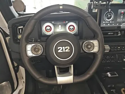 212 212 T01