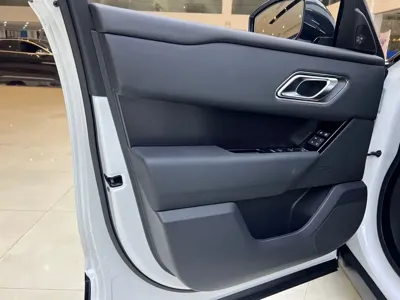 Land Rover Velar