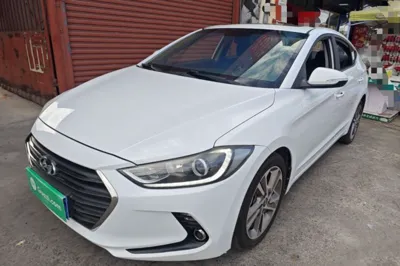 Hyundai Elantra (6th Generation