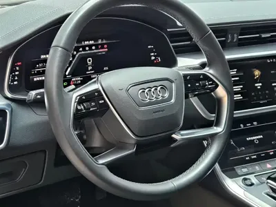 Audi A7L