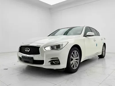 Infiniti Q50L