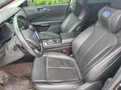Ford Taurus