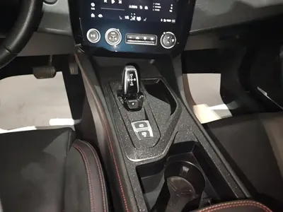 Lynk & Co 02