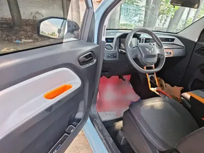 Wuling MINIEV