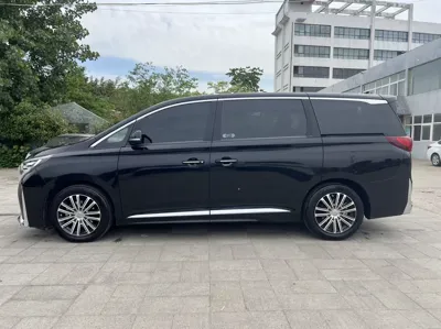 GAC Trumpchi M8