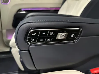 Zeekr 极氪9X