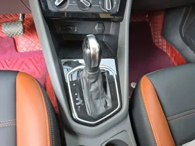 Jetta VS5
