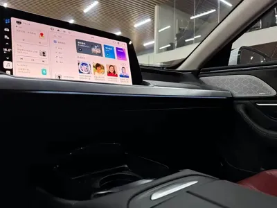 Xpeng P7