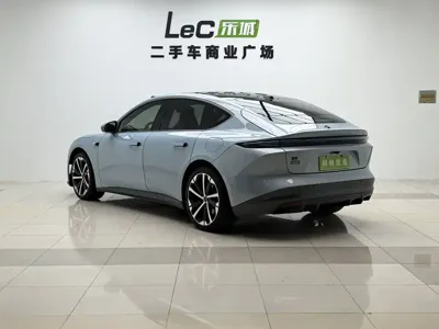 Nio ET5