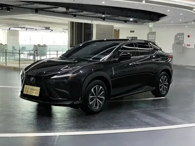 Lexus RZ