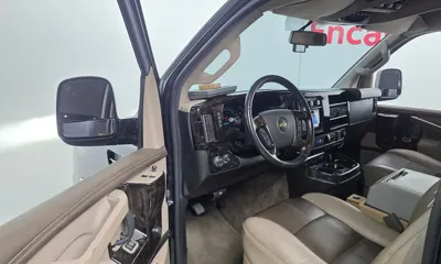 Chevrolet Express Van
