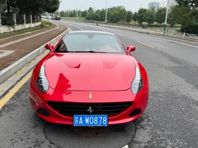 Ferrari California T