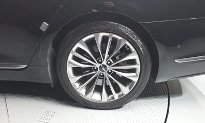 Kia K9