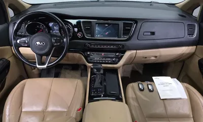 Kia Canival