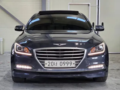 Hyundai Genesis