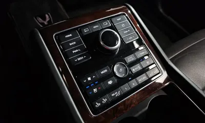 Hyundai Equus