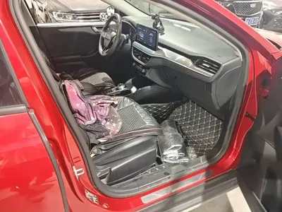 Ford Focus Active