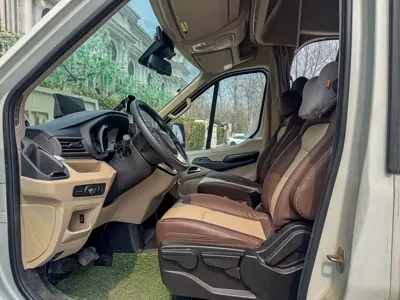 大通 V90 RV