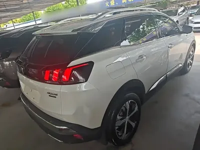 Peugeot 4008