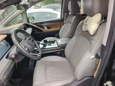 GAC Motor Trumpchi M8