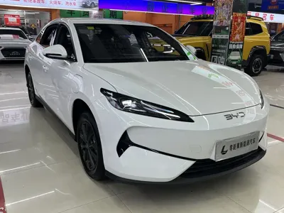BYD 比亚迪e7