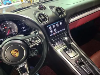 Porsche 718