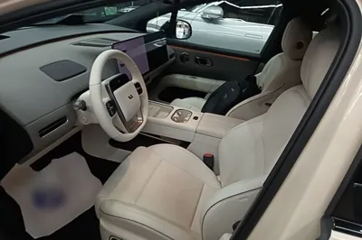 Li Auto Li Auto i6