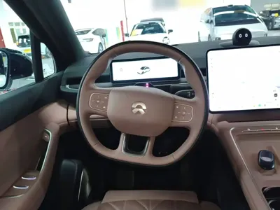 Nio EC6