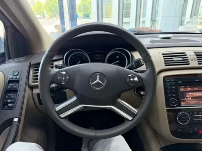 Mercedes-Benz R-Class