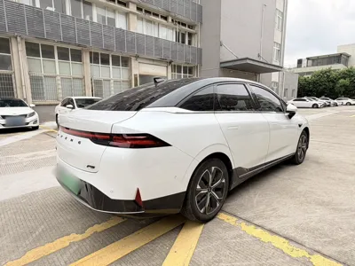 Xpeng P5