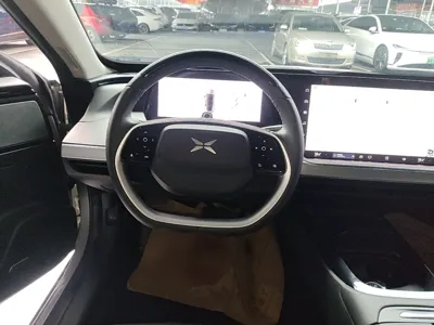 Xpeng P7