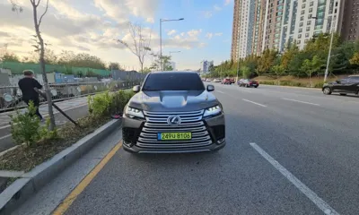 Lexus LX