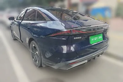 Geely Galaxy L6