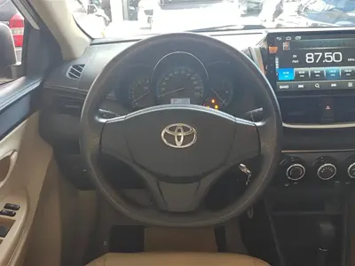 Toyota Yaris L