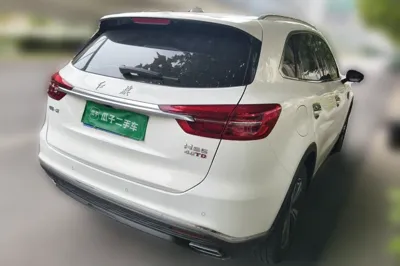 Hongqi HS5