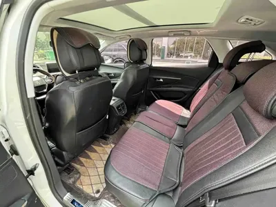 Peugeot 4008