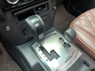 Mitsubishi Pajero (Import)