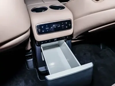 Li Auto Li MEGA