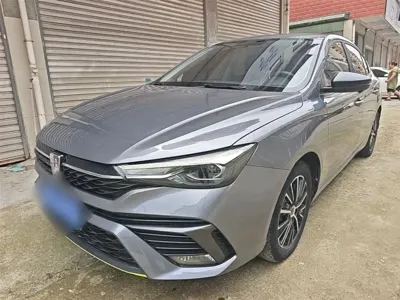 Roewe i5