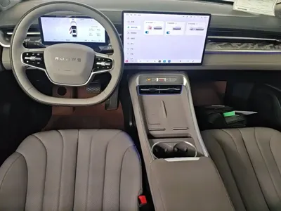Roewe 荣威M7 DMH