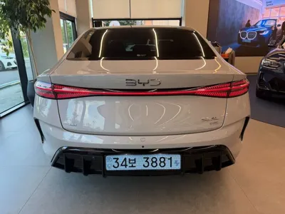 BYD Seal