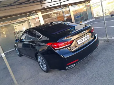 Hyundai Genesis