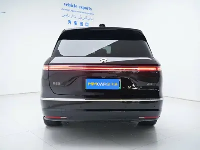 Nio ES8