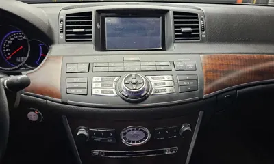 Infiniti M